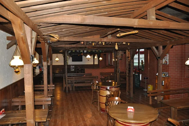 WESTERN SALOON 2
